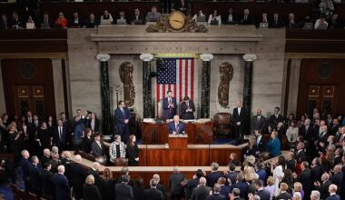 AI, crypto and Trump super PACs stash millions to spend on the midterms