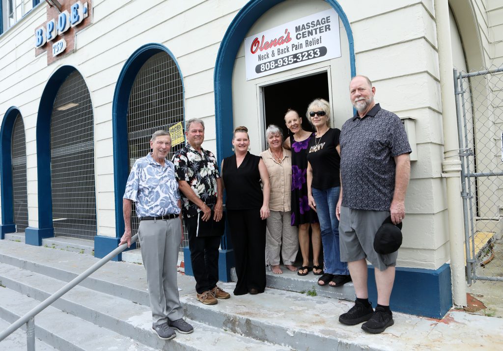 22-year-old business reopens after devastating fire with help from Hilo Elks Lodge : Big Island Now