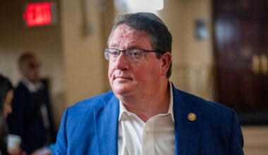 Republican congressman's anti-Muslim remark prompts calls for his resignation