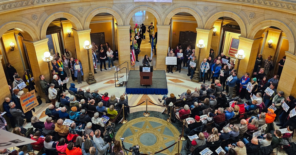 New Trump administration order could lead to the detention of thousands of legal refugees