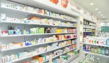 Health Ministry warns of penalties for dispensing prescription drugs without approval