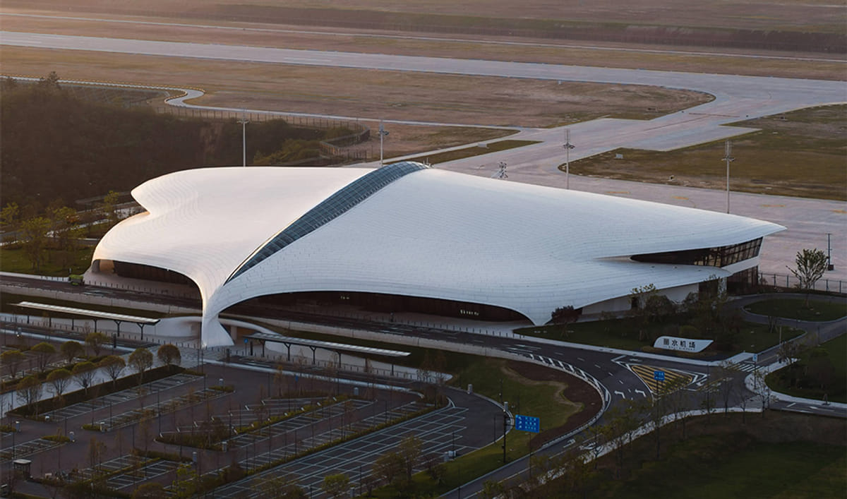MAD completes airport underneath silver-white aluminium roof in eastern China | News