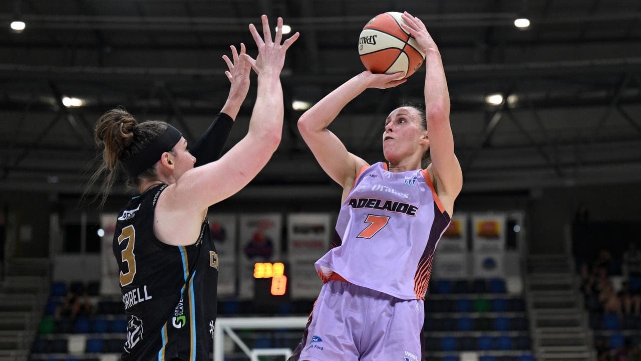 Adelaide Lightning's Steph Talbot