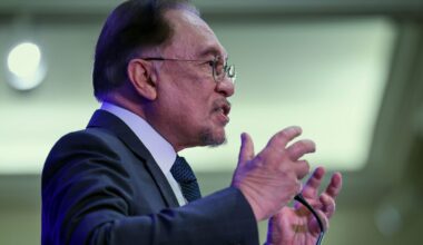 Anwar: Crackdown on illegal gambling to intensify