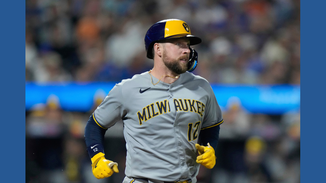 Guardians add needed right-handed bat by reaching minor league deal with first baseman Rhys Hoskins