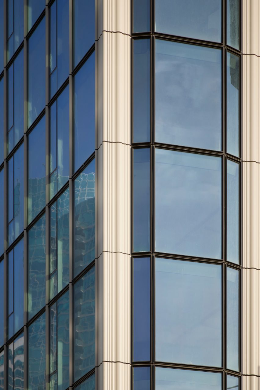 400 Lakeshore construction