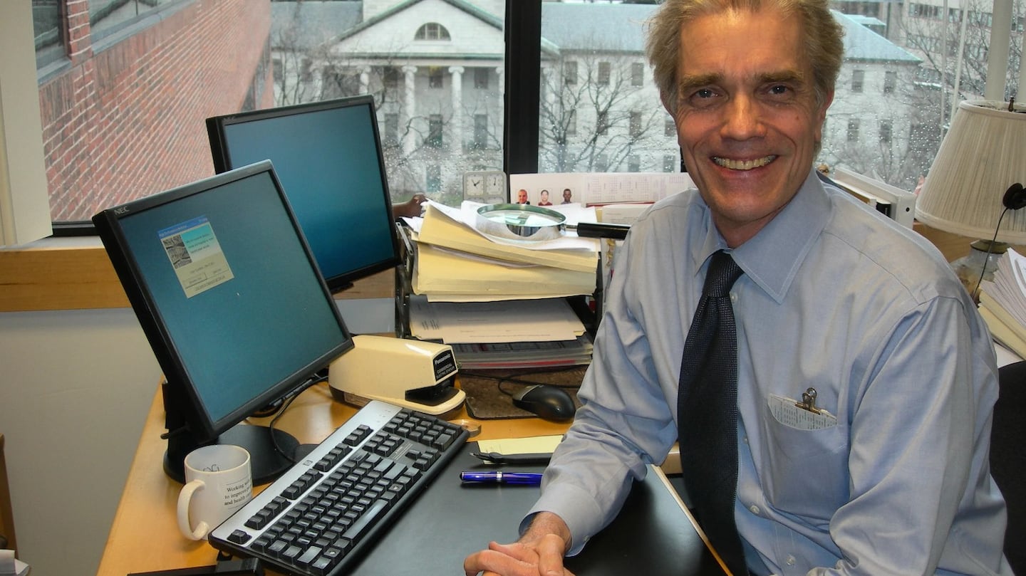 While practicing primary care medicine for decades and becoming a leading advocate nationally for all physicians in his field, Dr. John Goodson, who spent his entire career at MGH and taught general internal medicine to generations of physicians, was 76 when he died Feb. 7 in his Cambridge home.