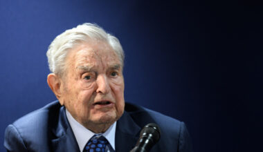 Billionaire George Soros buys $137M in AI chips, trims Alphabet