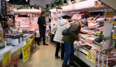 Japan's ratio of household spending on food hits 44-year high