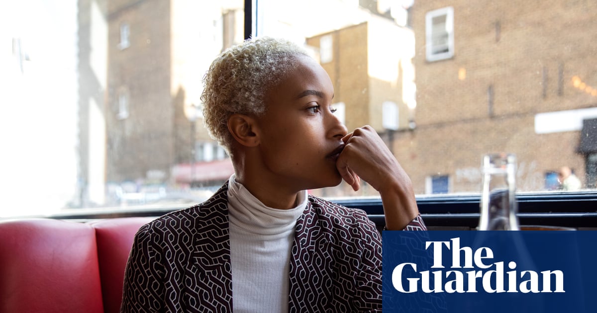 Dissatisfaction with life in UK unchanged since Covid, official data shows | Economics