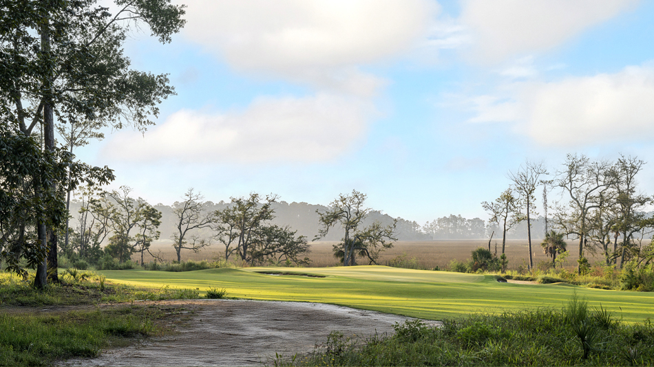The course sits lightly on the landscape and, with no residential component, provides a pure golf experience (Photo: Palmetto Bluff)