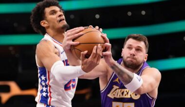 Luka Doncic leaves the Lakers' game against the 76ers with left leg injury