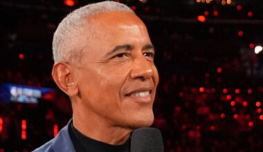 Barack Obama Accidentally Steals The Show At NBA All-Star Game