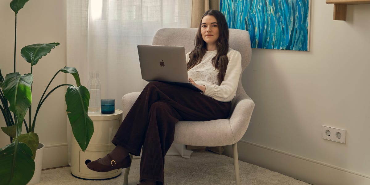 I'm a Founder Using $20-a-Month AI Tools Instead of Hiring Employees