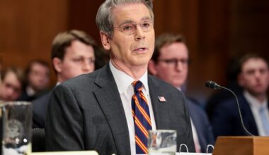 US economy can grow at least 3.5% in 2026, Bessent tells Fox News