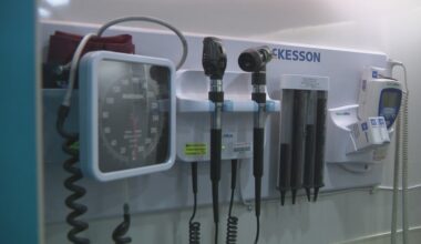 Arizona couple bought properties, Lamborghini after defrauding health care system, prosecutors say