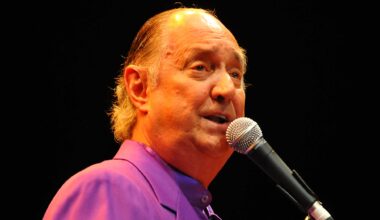 Legendary Singer Neil Sedaka Rushed to Hospital in Los Angeles