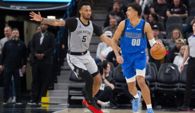 The ball bounced Castle's way for a career-high 40 points in triple-double in Spurs' win over Mavs