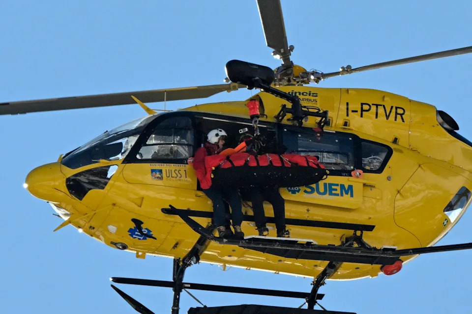 US' Lindsey Vonn is transported by helicopter after crashing in the women's downhill event during the Milano Cortina 2026 Winter Olympic Games at the Tofane Alpine Skiing Centre in Cortina d'Ampezzo on February 8, 2026. (Photo by François-Xavier MARIT / AFP via Getty Images)