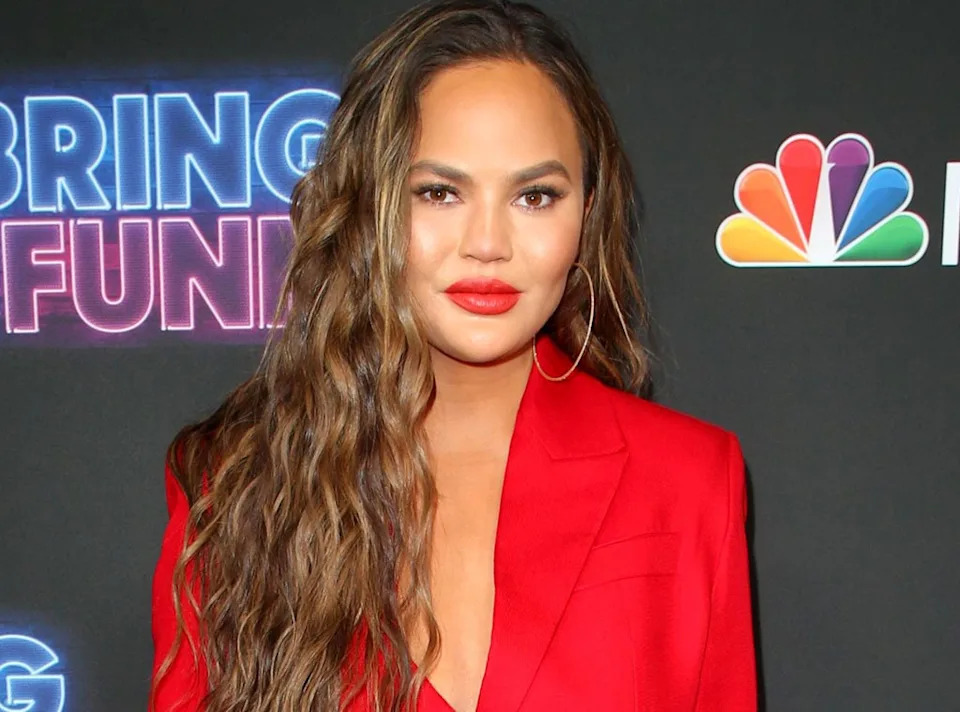 Chrissy Teigen (Pronounced: Tie-Ghen)