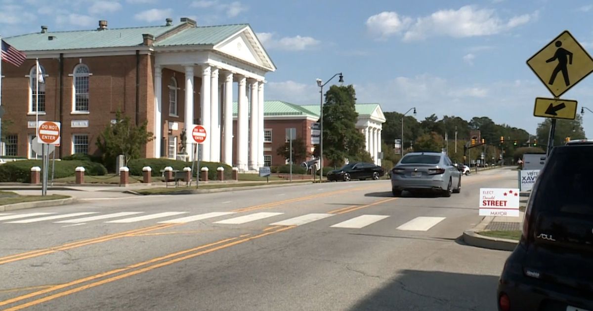 Water slowly restored in the town of Nashville after water emergency :: WRAL.com