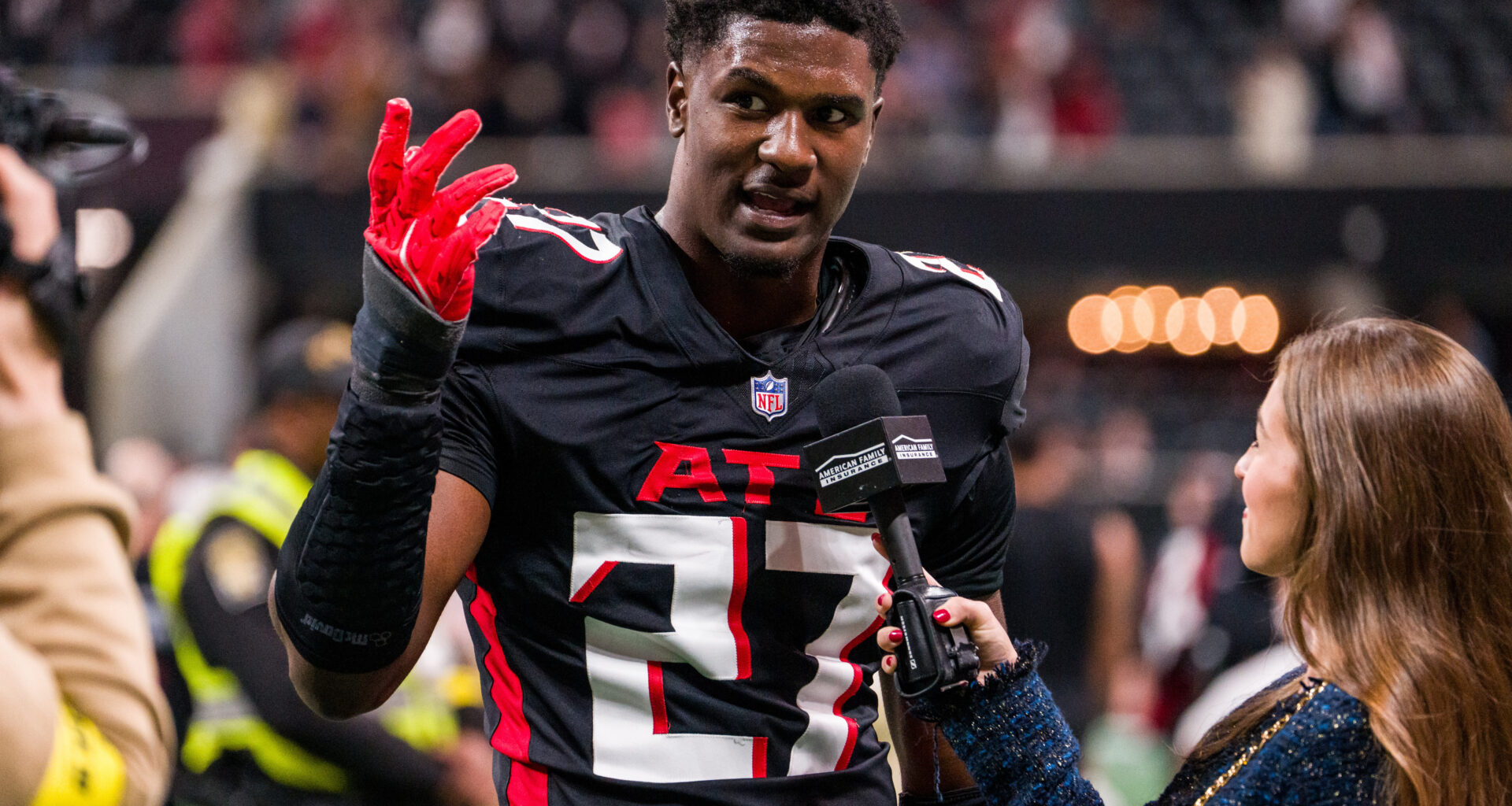 Falcons rookie Pearce arrested after what police said was a domestic dispute with WNBA player