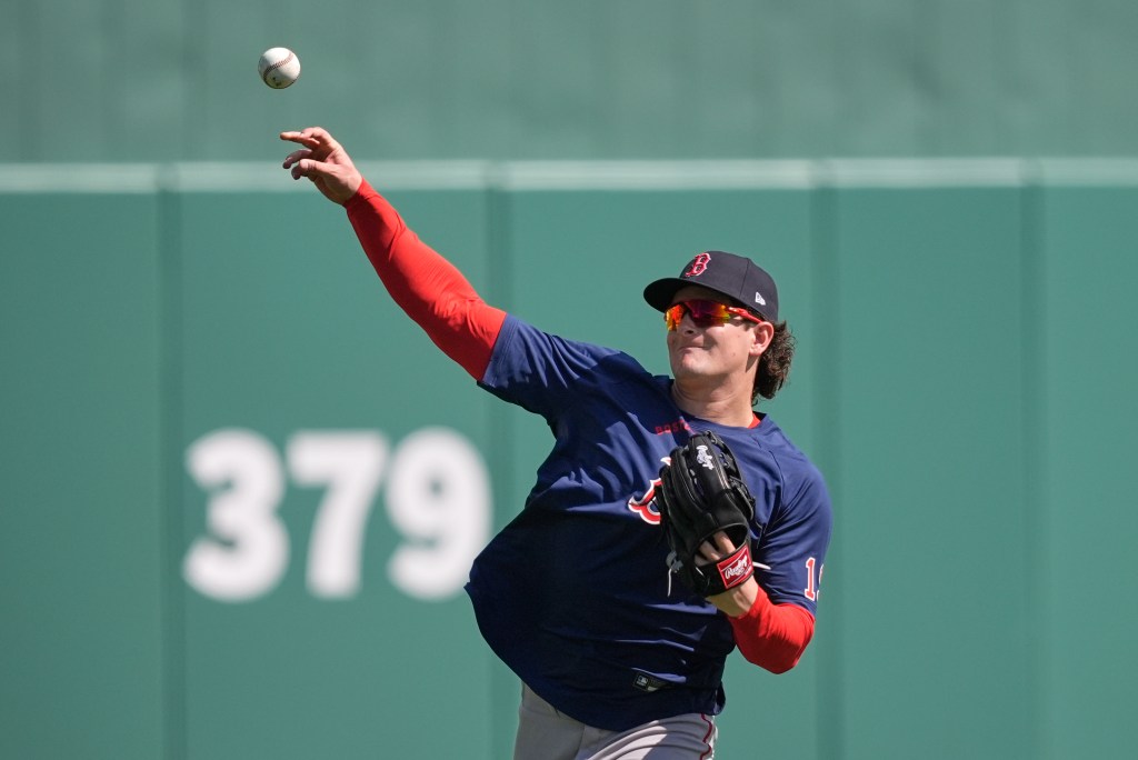 Red Sox beat Blue Jays hours after USA men's hockey triumphs over Canada