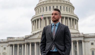 Refugees, immigrants from Burma face increasing threats to status