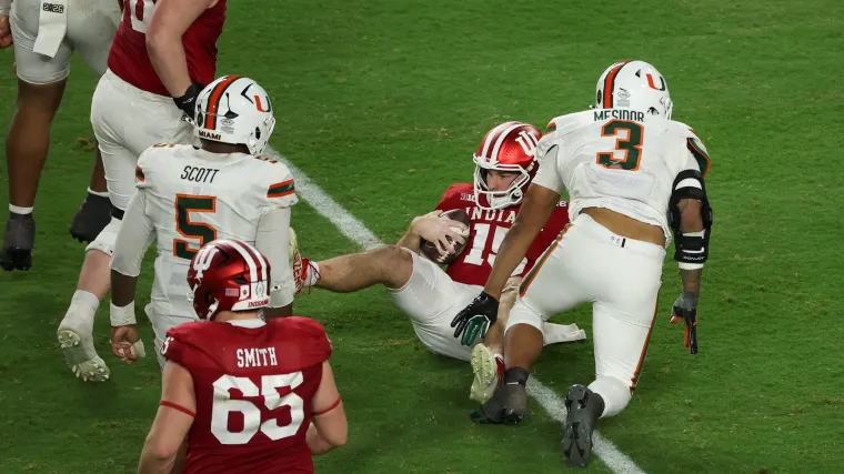 Patriots Predicted To Add 35.5 Sack Pass Rusher Who Could Fill K'Lavon Chaisson's Role image