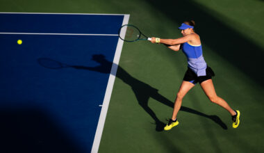 Hot shot: Anisimova ends cat-and-mouse point with one-handed flick in Dubai - WTA Tennis