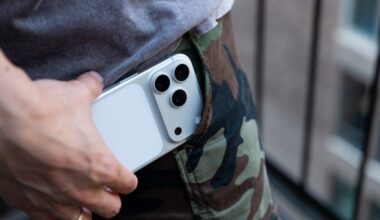 Apple Says iPhone and iPad Are Approved to Handle Some Classified Data