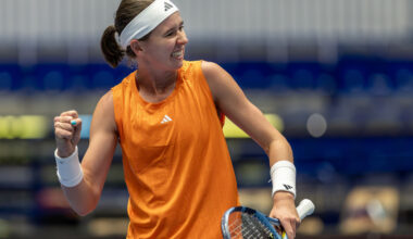 On home soil, Bartunkova overcomes Ferro to reach Ostrava quarters - WTA Tennis