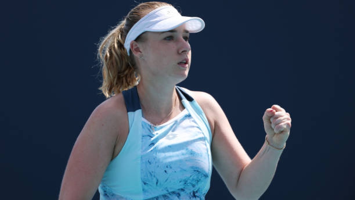 Blinkova falls surprisingly in the early stages in Ostrava.