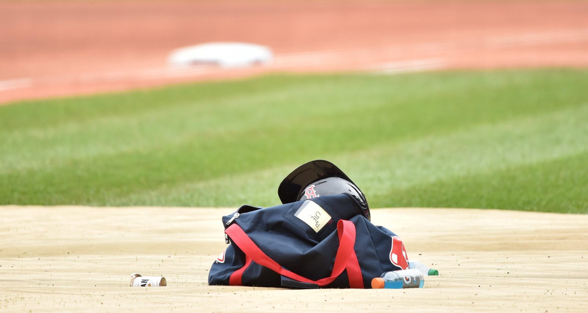 Red Sox Veterans Did This To Avoid Odd Spring Training Arrivals