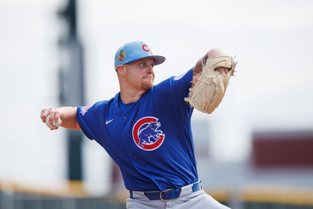 Cubs starter Cade Horton delivers in a practice bullpen during spring training at Sloan Park on Feb. 18, 2026, in Mesa, Ariz. (Armando L. Sanchez/Chicago Tribune)