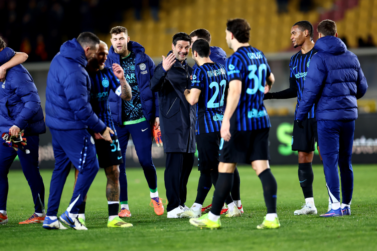 LECCE, ITALY - FEBRUARY 21: Head coach of FC Internazionale Cristian Chivu celebrates after the Serie A match between US Lecce and Inter at Stadio Via del Mare on February 21, 2026 in Lecce, Italy. (Photo by Maurizio Lagana/Getty Images)