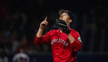 White Sox Notes: Hicks, Sandlin, Leasure