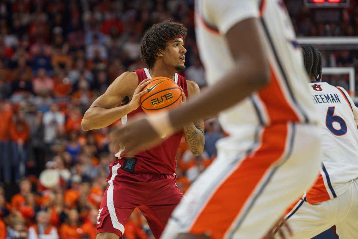 Alabama forward Amari Allen (#5) prepares to pass the ball against Auburn on Feb. 7, 2026. 