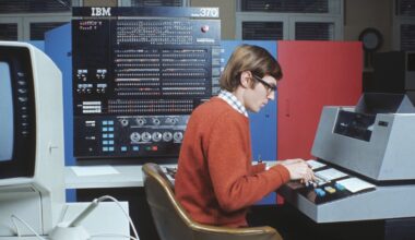Anthropic's new AI tool can write 67-year-old COBOL code, sending 115-year-old IBM's stock tumbling by 13% — IBM stock has worst day in 26 years, down 25% MoM and counting
