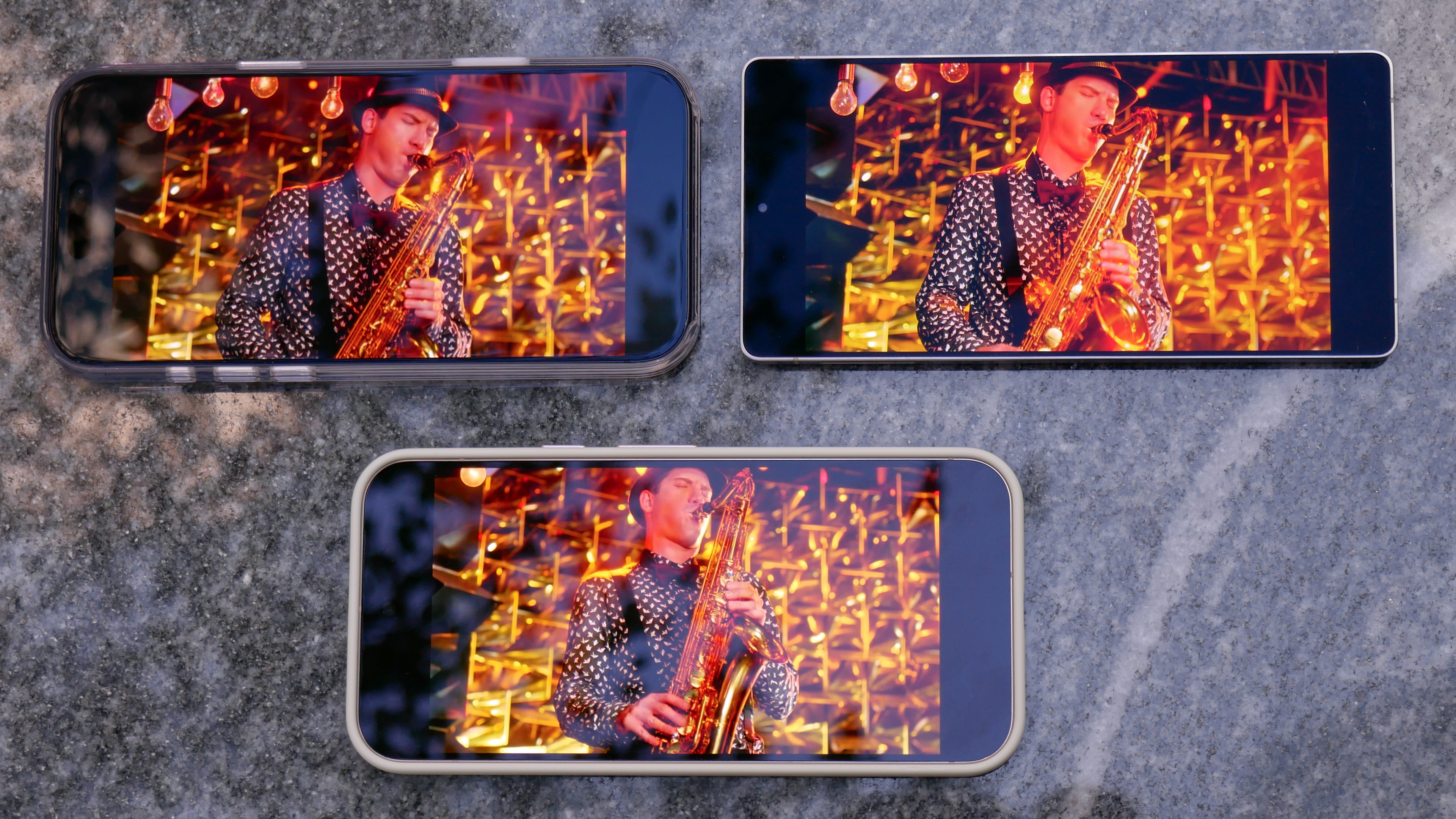 Streaming video on iPhone 17 Pro Max, Galaxy S25 Ultra and Pixel 10 Pro XL