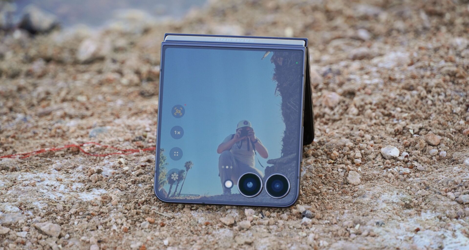 This hidden camera trick makes using an Android flip phone worth it