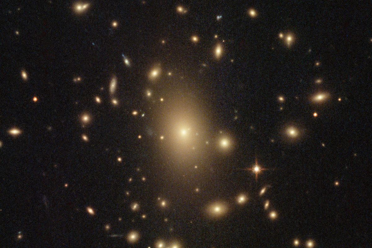 Galaxy cluster RXC J2211.7-0350 and gravitational lensing. Credit: ESA/Hubble & NASA, RELICS