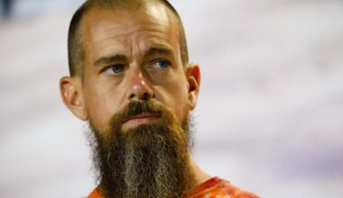 Jack Dorsey lays off 40% of Block because of AI and sees most firms making similar cuts in next year