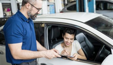 State Farm is cutting $100 checks to 49 million customers. Here's who qualifies and how to get paid