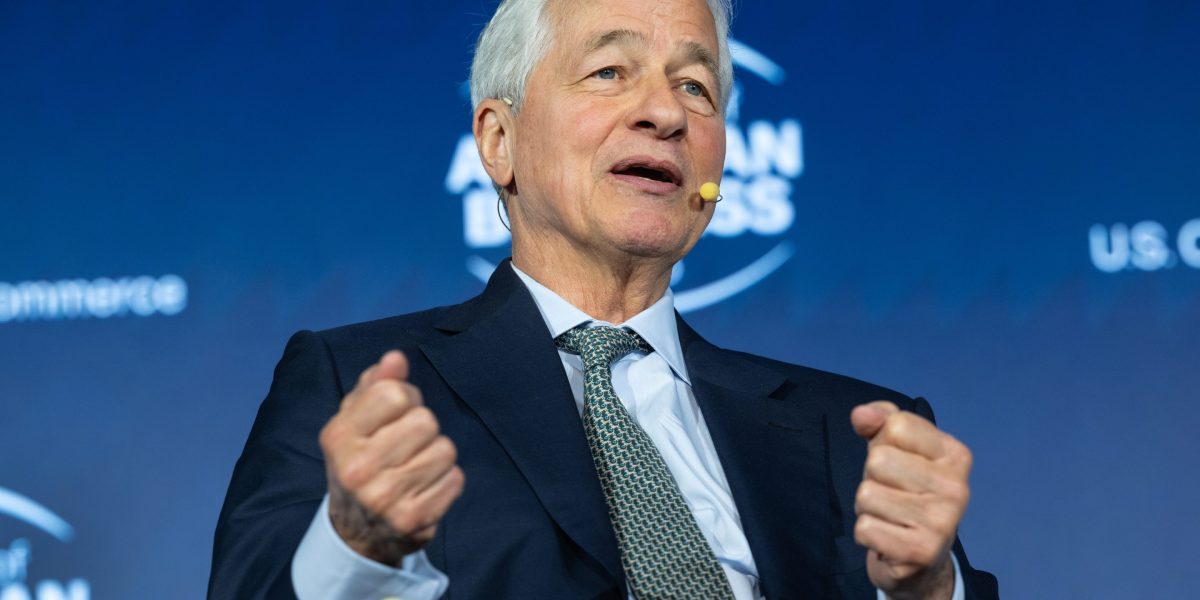 JPMorgan admits it closed Trump's accounts after Jan. 6 attack amid $5 billion debanking lawsuit