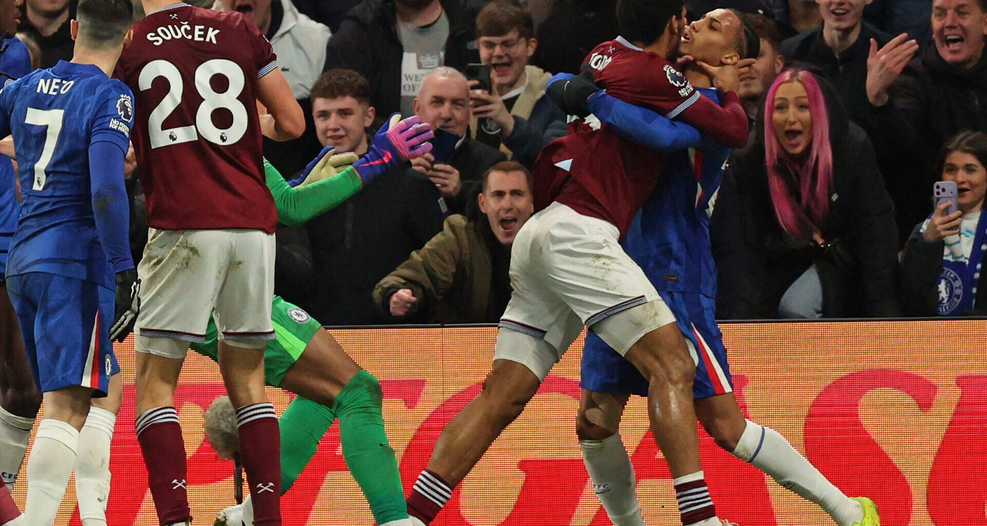 Jean-Clair Todibo releases statement after his red card against Chelsea