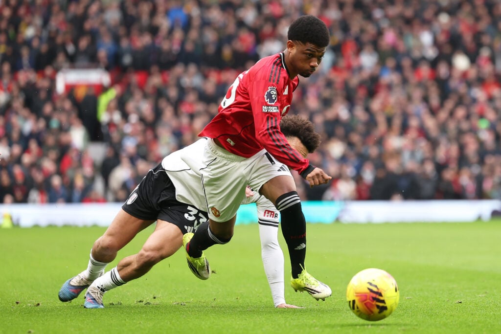 Amad Diallo of Manchester United battles for possession