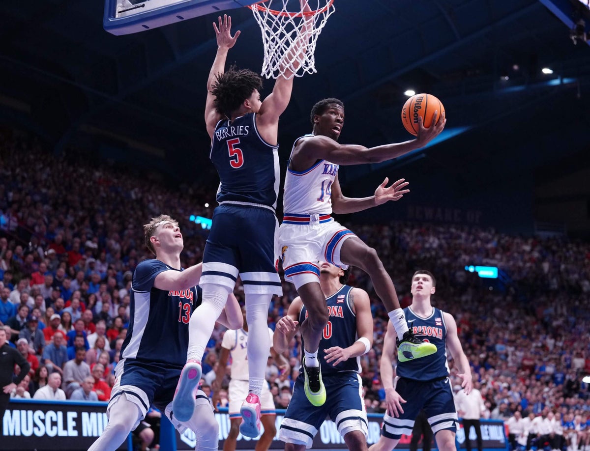 How No. 9 Kansas handed No. 1 Arizona its first loss even without star Darryn Peterson