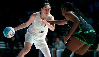 MEDLEY, FLORIDA - FEBRUARY 13: Breanna Stewart #30 of the Mist dribbles the ball against Aliyah Boston #7 of the Phantom during the Second Round game of the Unrivaled 2026 1-on-1 Tournament presented by Sprite at Sephora Arena on February 13, 2026 in Medley, Florida. (Photo by Leonardo Fernandez/Getty Images)