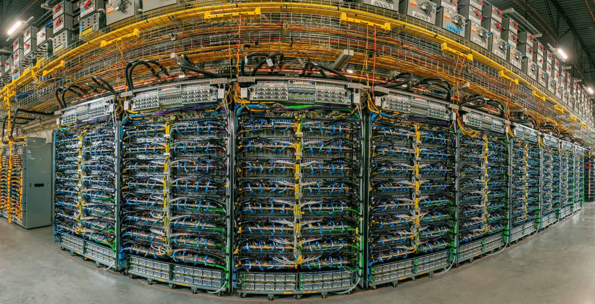 Meta, Amazon, and Goolge Lead a $700 Billion Capex Wave: What Stocks Win Beyond NVIDIA?